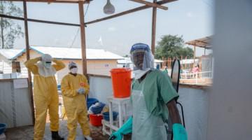 DR Congo Ebola fatalities rise as cases top 800