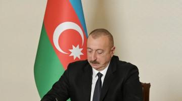 İlham Əliyev Müdafiə Nazirliyinin hərbçilərini təltif edib