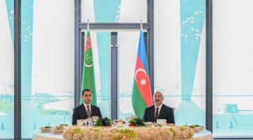 State banquet hosted on behalf of Azerbaijani president in honor of his Turkmen counterpart