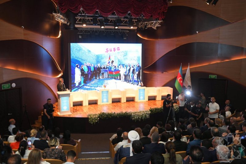 Bakıda II “Türkman irsi: vətəndaş cəmiyyətlərinin həmrəyliyi” Forumu start götürüb
