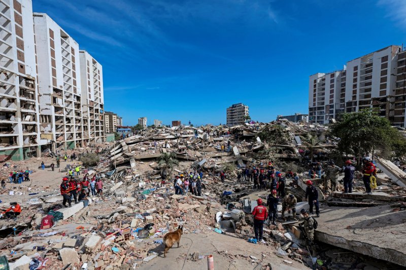 More than 6,000 people rescued after earthquake in Venezuela
