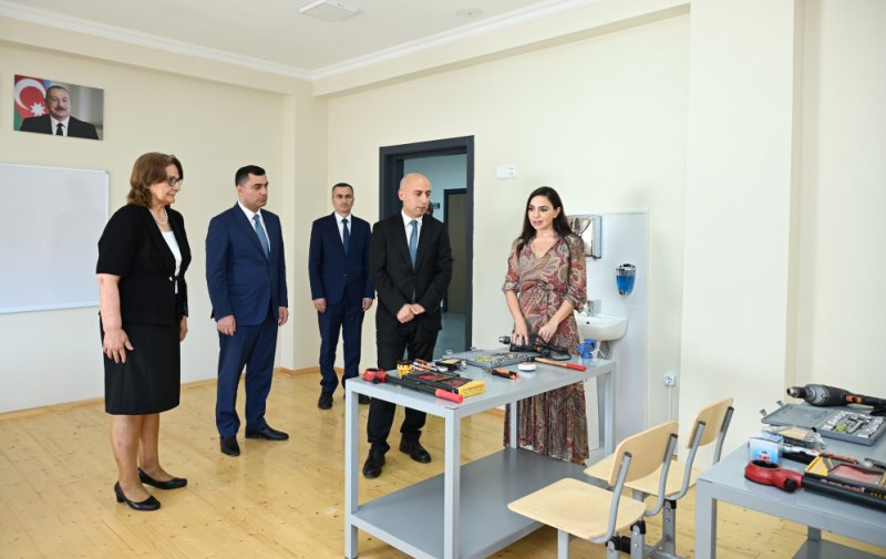 2026/07/1782973428.webp + Leyla Əliyeva Yevlaxda məktəb binasının açılışında iştirak edib News about - Leyla Əliyeva Yevlaxda məktəb binasının açılışında iştirak edib