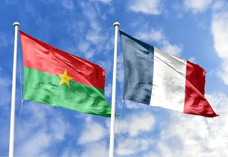 Fransa Burkina Fasodakı diplomatik fəaliyyətini yeniləyəcək