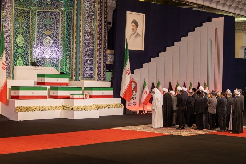   Foreign leaders, official delegations arrive in Tehran as Khamenei funeral begins  