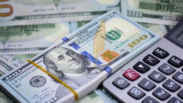 Azərbaycanın xarici dövlət borcu 8 % azalıb