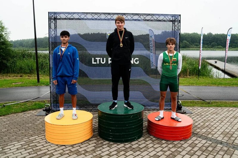 Azərbaycan avarçəkəni Litvada gümüş medal qazanıb