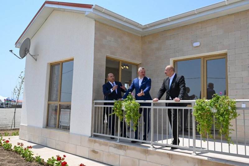 2026/07/17840-1784024308.jpg + Azərbaycan və Slovakiya prezidentləri Ağdamın Baş Qərvənd kəndində görülən işlərlə tanış olublar News about - Azərbaycan və Slovakiya prezidentləri Ağdamın Baş Qərvənd kəndində görülən işlərlə tanış olublar