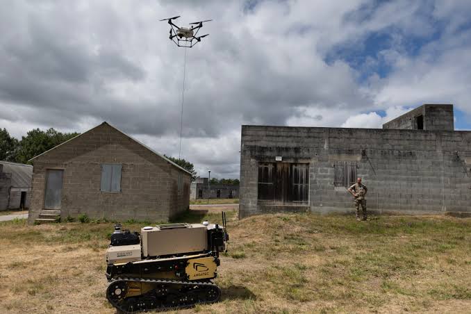 Fransa ordusu “Pendragon” adlı robotlaşdırılmış döyüş bölməsini sınaqdan keçirir