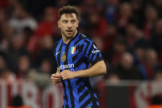 Mançester Yunayted Karlos Auqustonu transfer etmək istəyir