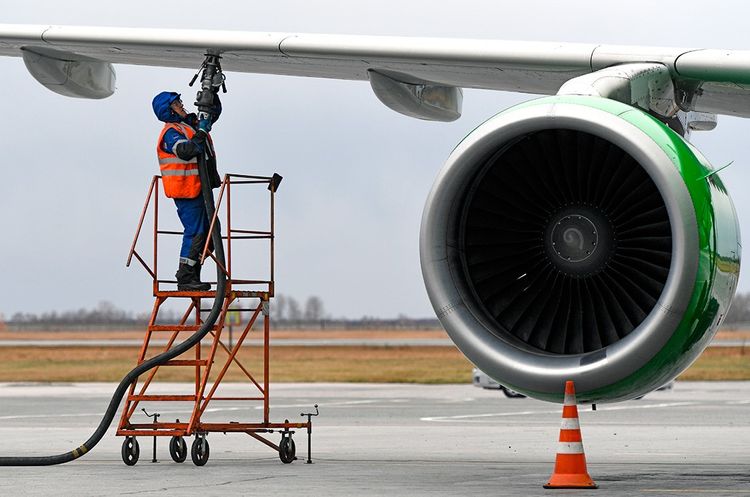 Azərbaycan Belçikaya aviasiya yanacağı tədarükünə başlayıb