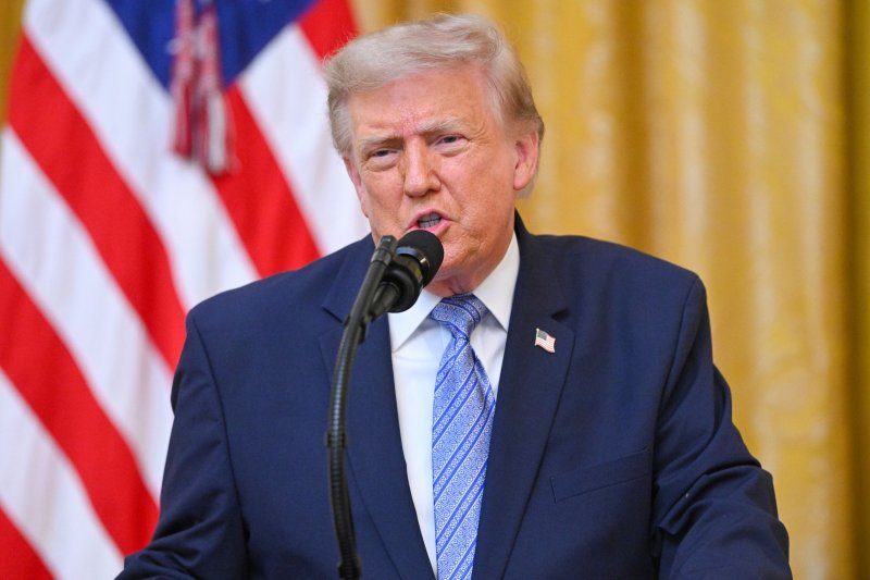 Tramp: İranın nüvə silahı əldə etməsinə imkan verməyəcəyik