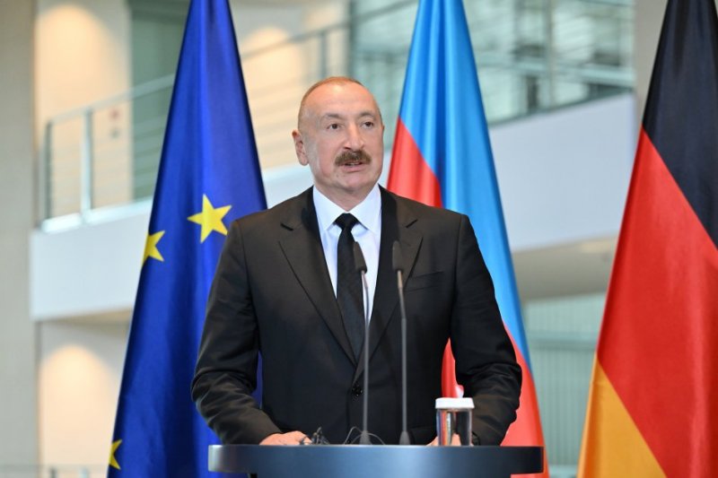 News about - Prezident İlham Əliyev və Federal Kansler Fridrix Merts mətbuata bəyanatlarla çıxış ediblər -   YENİLƏNİB  