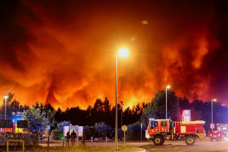 France battles unprecedented wildfire season as 50,000 hectares burn