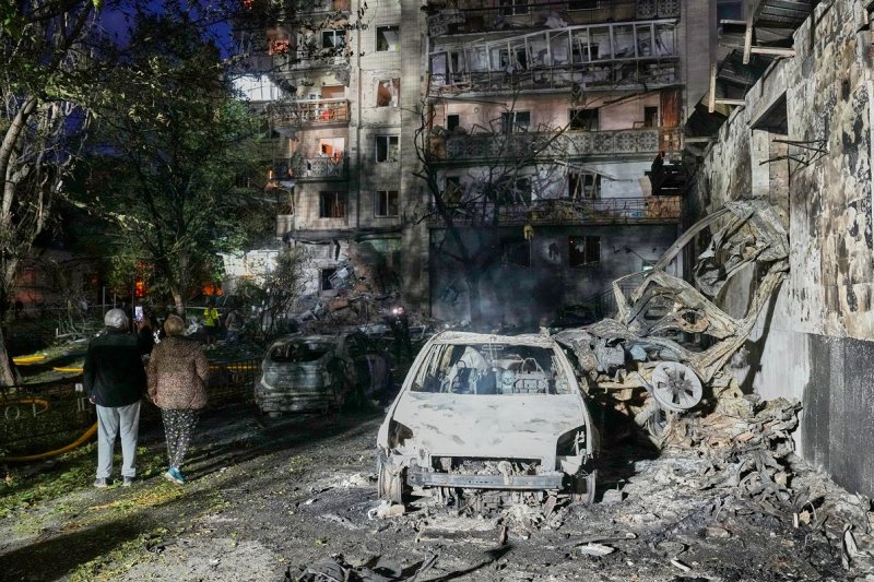 Rusiya Ukraynanın üç vilayətini atəşə tutub: 1 nəfər ölüb, 34 nəfər yaralanıb