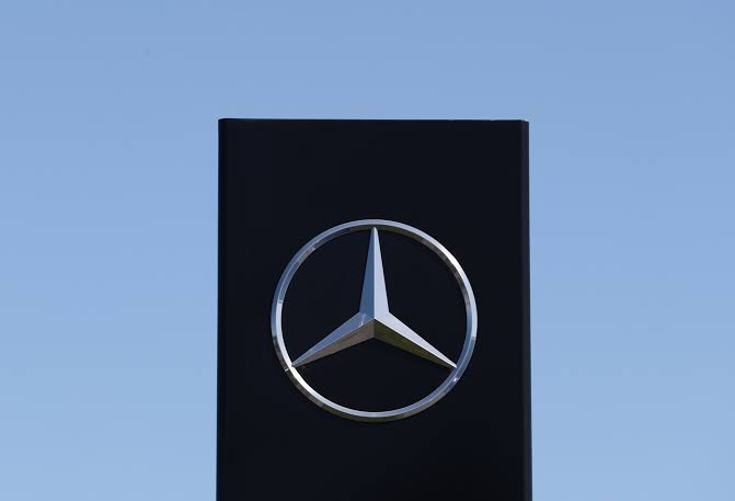 Mercedes-Benz shares rise on strong Q2 profit