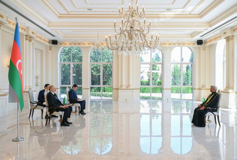 President Ilham Aliyev receives incoming Omani ambassador