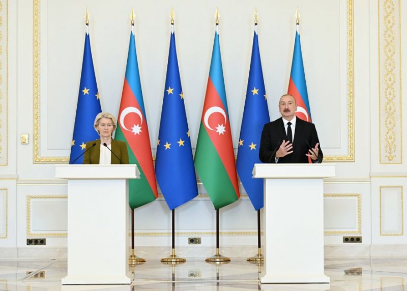 2026/07/1-1782969408.jpg + Prezident İlham Əliyev və Avropa Komissiyasının Prezidenti mətbuata bəyanatlarla çıxış ediblər YENİLƏNİB News about - Prezident İlham Əliyev və Avropa Komissiyasının Prezidenti mətbuata bəyanatlarla çıxış ediblər YENİLƏNİB