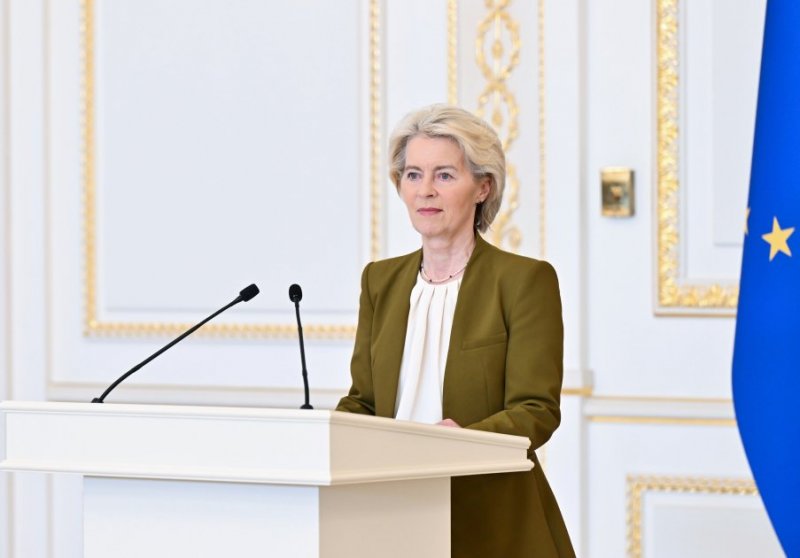 2026/07/1-1782969408.jpg + Prezident İlham Əliyev və Avropa Komissiyasının Prezidenti mətbuata bəyanatlarla çıxış ediblər YENİLƏNİB News about - Prezident İlham Əliyev və Avropa Komissiyasının Prezidenti mətbuata bəyanatlarla çıxış ediblər YENİLƏNİB