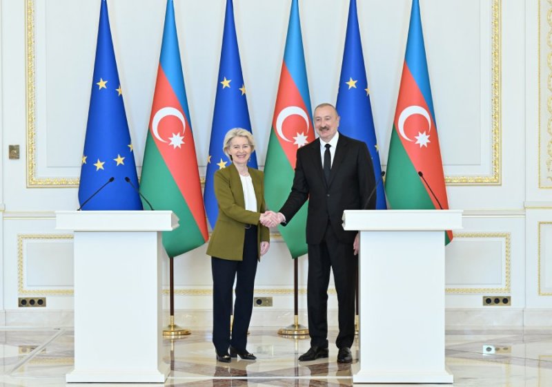 2026/07/1-1782969408.jpg + Prezident İlham Əliyev və Avropa Komissiyasının Prezidenti mətbuata bəyanatlarla çıxış ediblər YENİLƏNİB News about - Prezident İlham Əliyev və Avropa Komissiyasının Prezidenti mətbuata bəyanatlarla çıxış ediblər YENİLƏNİB