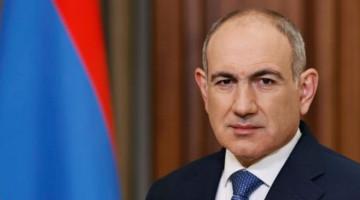 Paşinyan Əli Xamenei ilə vida mərasimində iştirak etmək üçün İrana səfər edib