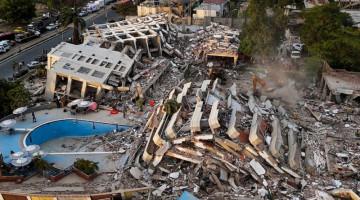 Venezuela earthquake death toll climbs to 2,595