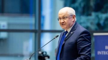 Moldova's Prime Minister Munteanu steps down
