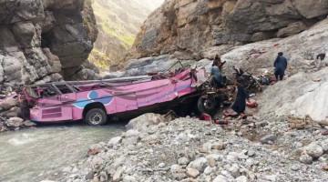 At least 32 dead after overcrowded bus plunges into ravine in Pakistan