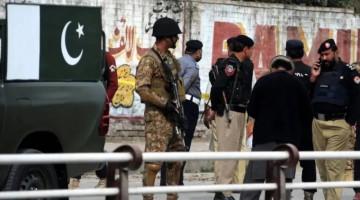 At least 9 police personnel killed in militant attack in Pakistan