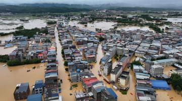 China renews orange alert for Typhoon Bavi