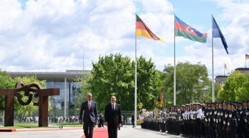   Prezident İlham Əliyevin Berlində rəsmi qarşılanma mərasimi keçirilib  