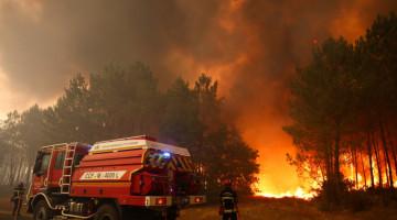 Spain declares emergency as wildfires force 11,500 evacuations