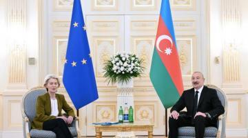   President Aliyev, EU's von der Leyen hold one-on-one meeting in Baku  