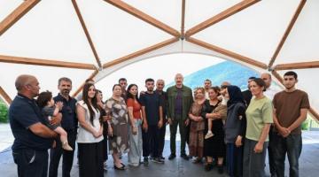   President Ilham Aliyev inspects restoration works in Shusha’s Kichik Galaderesi village, meets with returning residents  