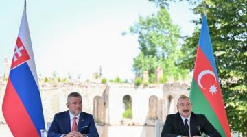   Azerbaijani, Slovak presidents deliver press statements  