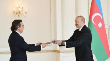   Prezident İlham Əliyev Braziliyanın Azərbaycanda yeni təyin olunmuş səfirinin etimadnaməsini qəbul edib  