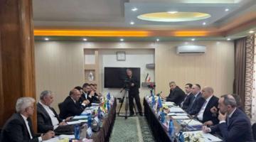 Azerbaijan, Iran discuss speeding up transit cargo transportation