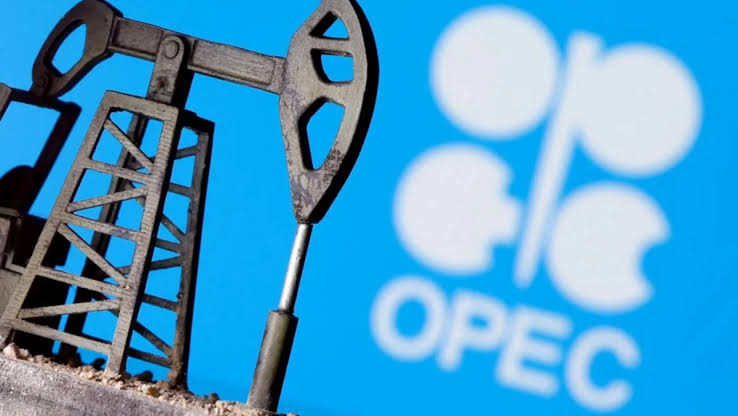 “OPEC+ yeddiliyi” sentyabrda neft hasilatını artıracaq