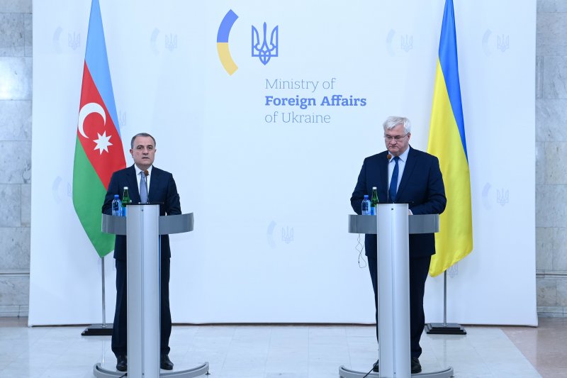   Ceyhun Bayramov: Zərurət yaranarsa, Ukraynaya qaz tədarük edə bilərik  