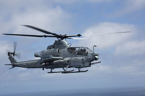 ABŞ hərbi helikopteri Oman körfəzində gəmiyə atəş açıb