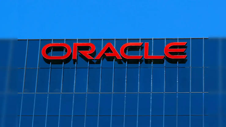 Oracle süni intellekt investisiyaları fonunda yeni ixtisarlara hazırlaşır