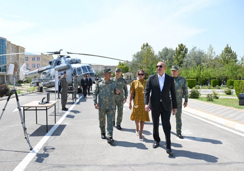 2026/08/3-1786473540.jpg + Prezident Naxçıvanda yeni komando hərbi hissələrinə Döyüş bayraqlarının verilməsi mərasimində iştirak edib News about - Prezident Naxçıvanda yeni komando hərbi hissələrinə Döyüş bayraqlarının verilməsi mərasimində iştirak edib