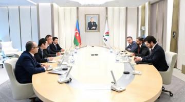   SOCAR və BYD müasir texnoloji həllərin tətbiqi sahəsində birgə əməkdaşlığı nəzərdən keçirib  