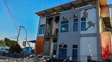 İndoneziyada zəlzələ qurbanlarının sayı 68 nəfərə çatıb
