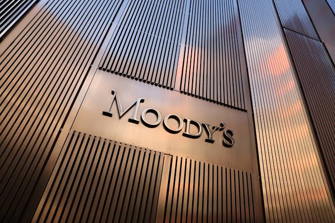 Moodys: Hörmüz boğazında gəmiçilik riskləri Orta Dəhlizin aktuallığını artırır