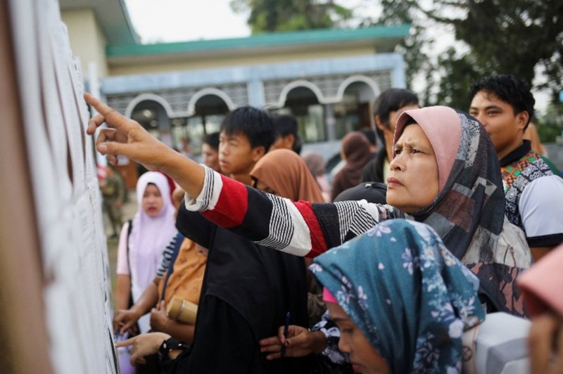 Philippines' Muslim autonomous region holds 1st election