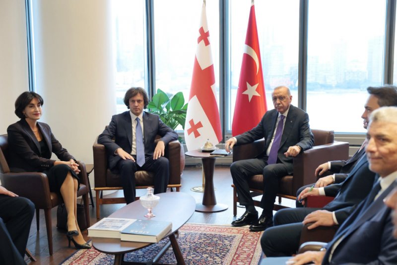 İrakli Kobaxidze Nyu-Yorkda Ərdoğanla görüşüb