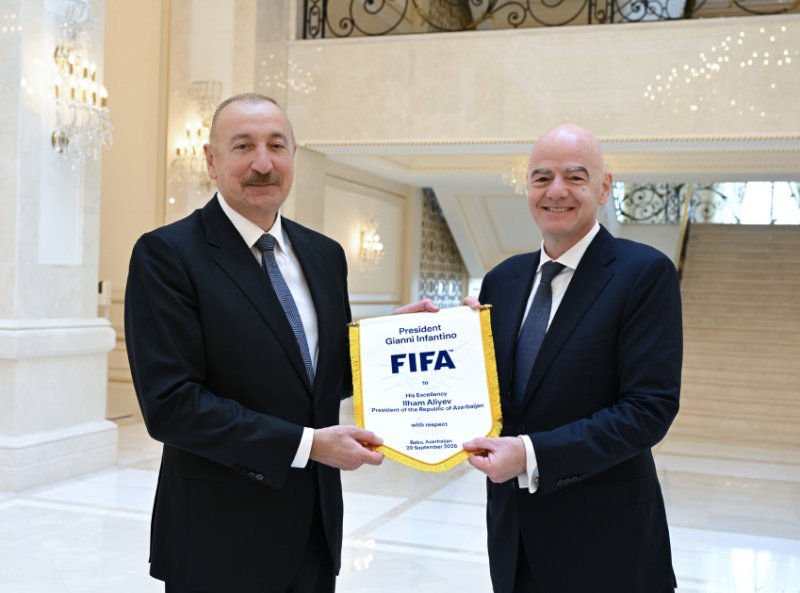 News about -   Prezident İlham Əliyev FIFA-nın prezidentini qəbul edib  