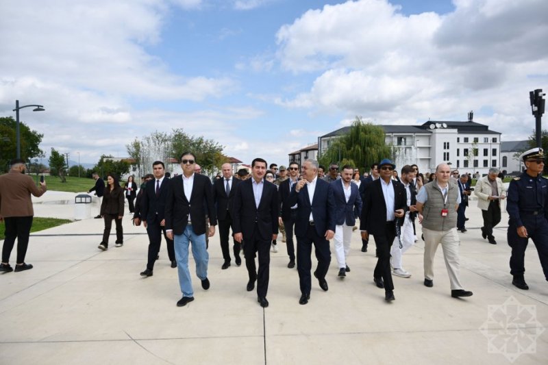 News about - Representatives of diplomatic corps visit Victory Park in Azerbaijan's Khankendi