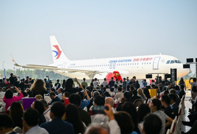 Airbus delivers first aircraft from its new assembly line in China