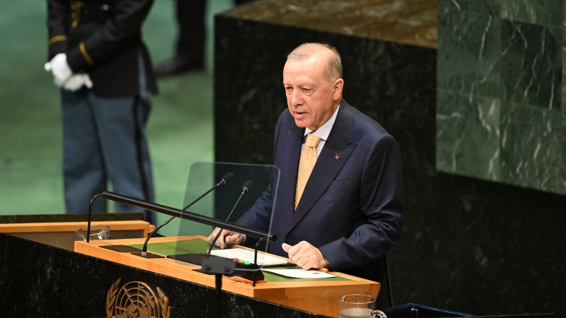 Ərdoğan: Azərbaycan və Ermənistan arasında daimi sülhün bərqərar olmasını arzulayırıq